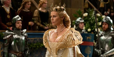 Still of Charlize Theron as Ravenna