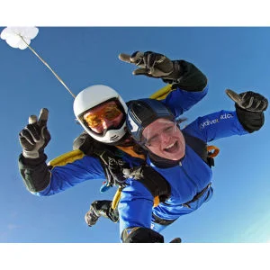Tandem Skydive in Northamptonshire Afbeelding 1