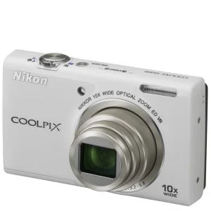 Nikon Coolpix S6200 Digital Camera White (16MP, 10x Optical Zoom) 2.7 Inch LCD Refurbished Afbeelding 1