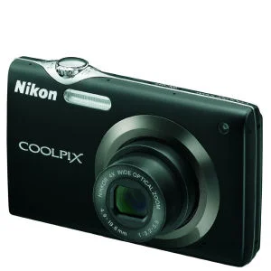 Nikon S3000 Digital Camera - Black (12MP, 4x wide Optical Zoom) 2.7 Inch LCD - Grade A Refurb Afbeelding 1