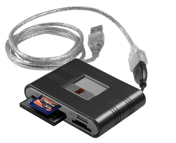 Kingston USB Hi-Speed 19-in-1 Adaptor (FCR-HS219/1) Afbeelding 1