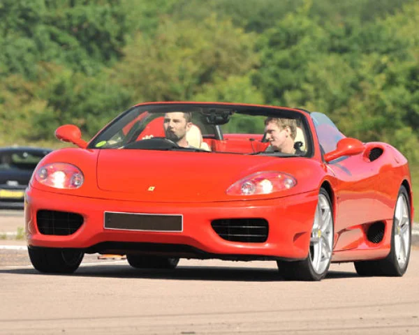 Supercar Driving Thrill with Passenger Ride Afbeelding 1