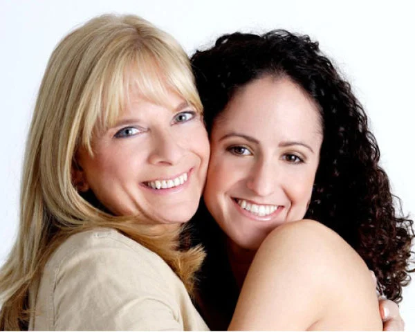 2 for 1 Mother and Daughter Makeover Photo Shoot Afbeelding 1