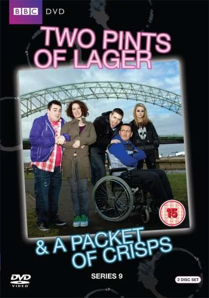 Two Pints of Lager and a Packet of Crisps - Seizoen 9 Afbeelding 1