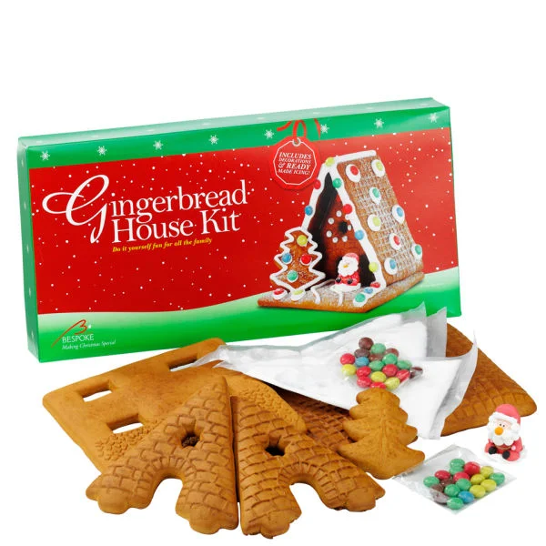 DIY Gingerbread House Kit with Sugar Figures Afbeelding 1