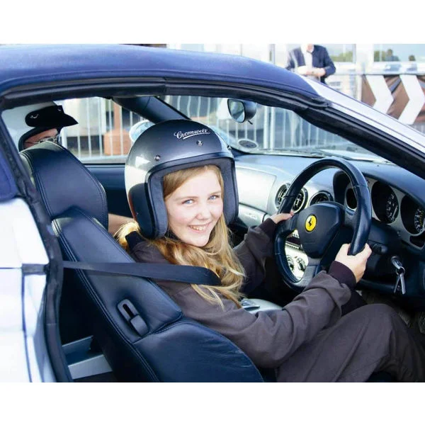 Junior Ferrari Driving Afbeelding 1