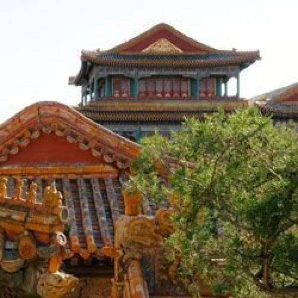 The Emperors Secret Garden - Restoring Qianlong's Lodge Of Retirement Afbeelding 1