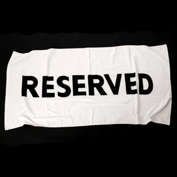 Reserved Beach Towel - Fun Summer Gift Afbeelding 1
