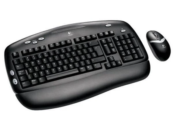 Logitech EX100 Cordless Keyboard and Mouse (967713-0120) Afbeelding 1