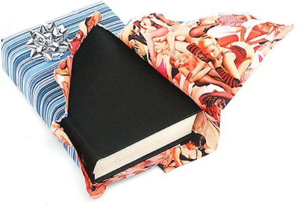 Boys Raunchy Wrapping Paper Afbeelding 1