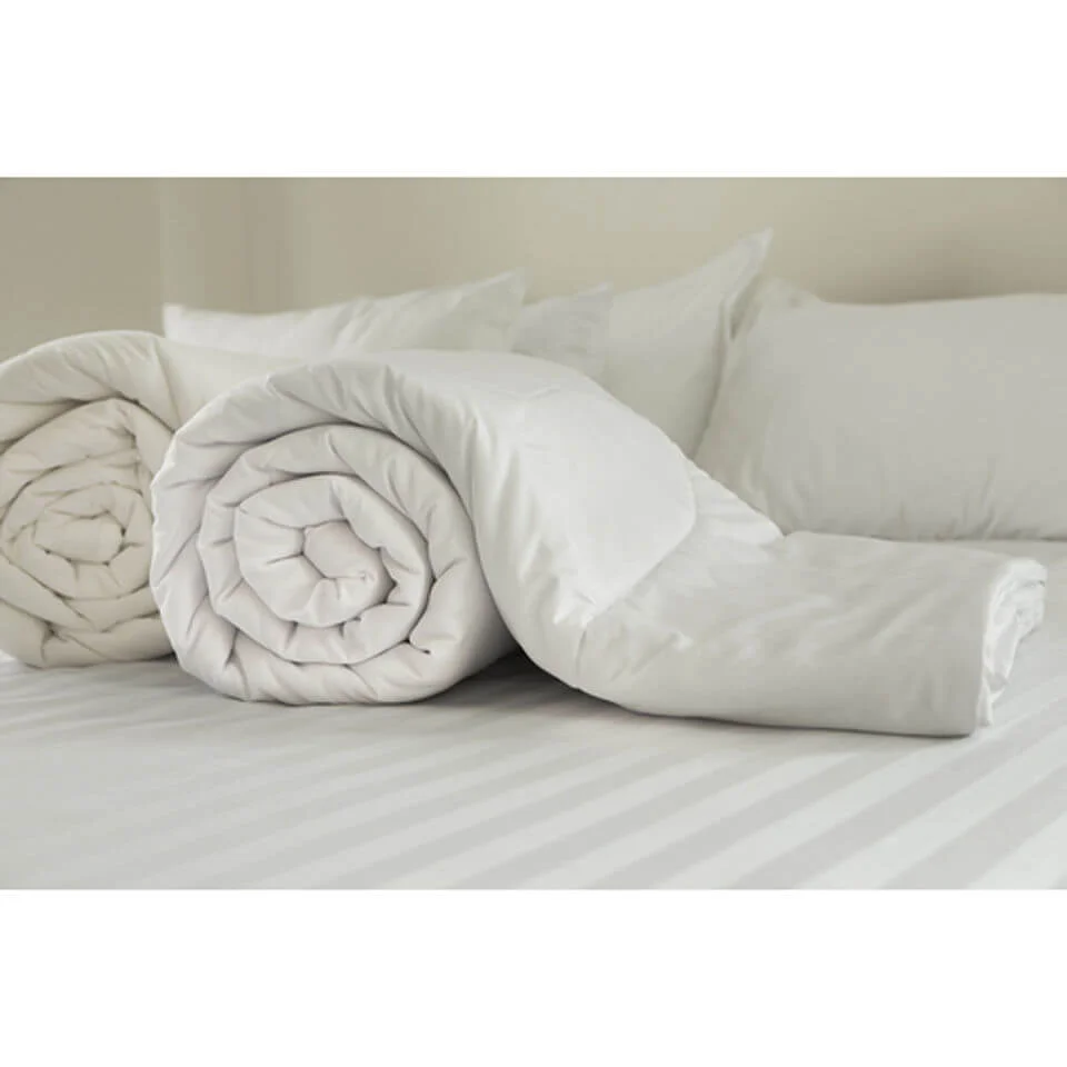 Restmor Microfibre Covered Hollowfibre Filled Duvet - White (13.5 Tog) - Single - Wit Afbeelding 1