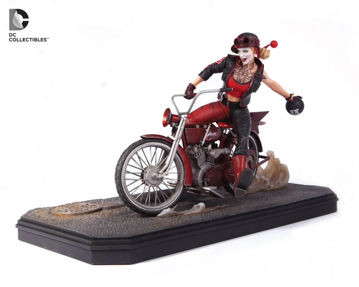 DC Collectibles DC Comics Batman Gotham City Garage Harley Quinn Statue Afbeelding 1