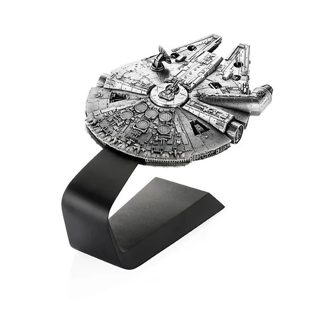 Royal Selangor Star Wars Millennium Falcon Vehicle with Stand 19.5cm - Pewter Replica