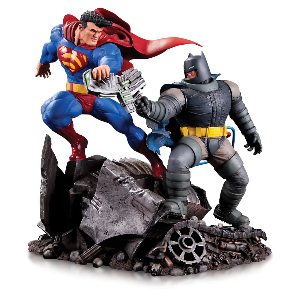 DC Collectibles DC Comics Batman Vs Superman Mini Battle Statue Afbeelding 1