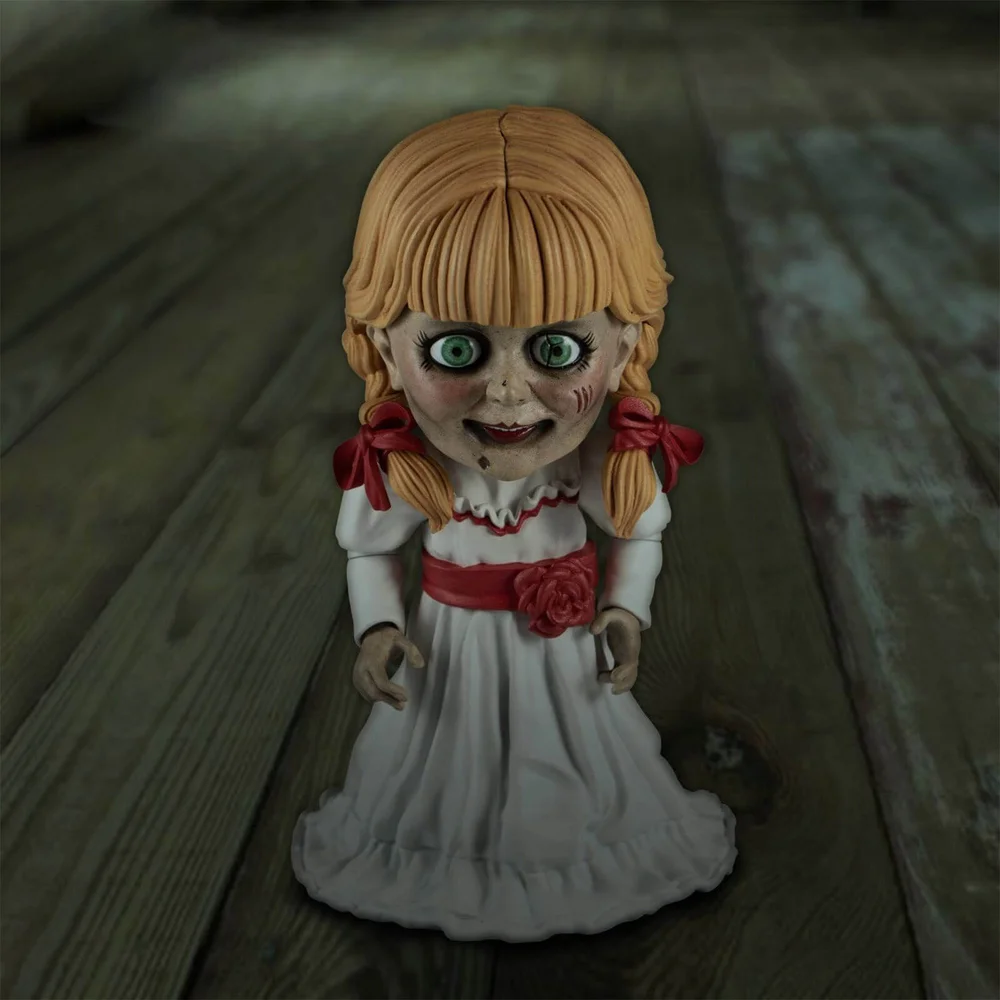 Mezco MDS The Conjuring Universe Annabelle 15 cm Actiefiguur Afbeelding 1