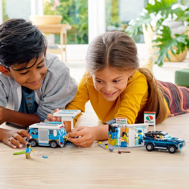 LEGO City: Nitro Wheels benzinestation bouwset (60257)