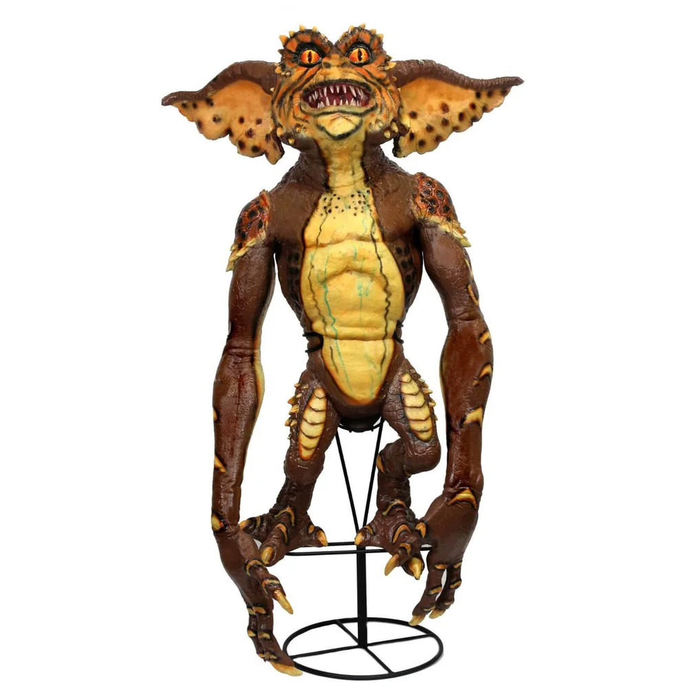 NECA Gremlins Brown Gremlin 30 Inch Prop Replica Stunt Puppet Afbeelding 1