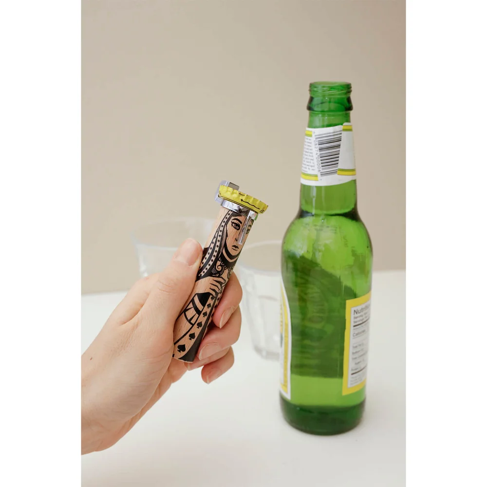Kikkerland Queen Bottle Opener Afbeelding 1