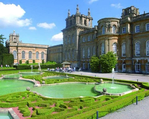 Blenheim Palace and Champagne Afternoon Tea for Two Afbeelding 1