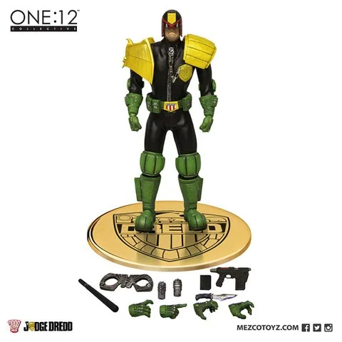 Mezco One:12 Collective Judge Dredd Action Figure - Judge Dredd Afbeelding 1