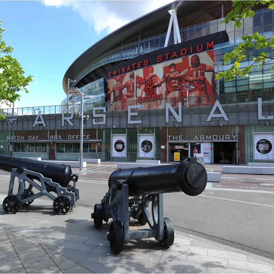 Adult Emirates Stadium Tour for Two, Includes Branded Headphones Afbeelding 1