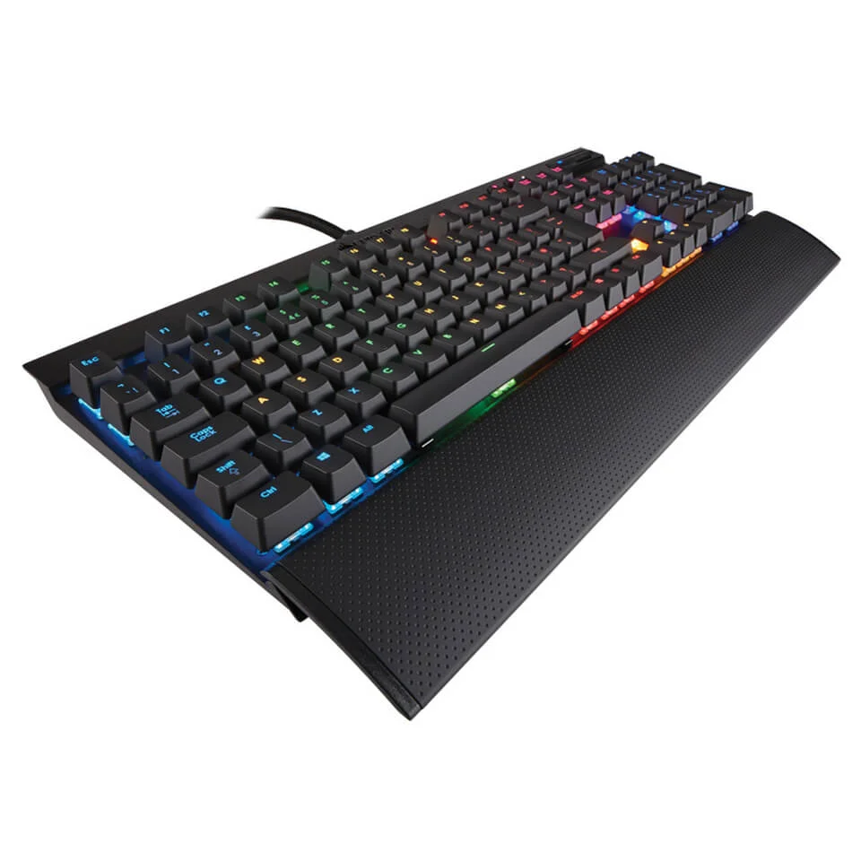 Corsair Gaming K70 Cherry MX Red Performance Multi-Colour RGB Backlit Mechanical Gaming Keyboard - Black Afbeelding 1