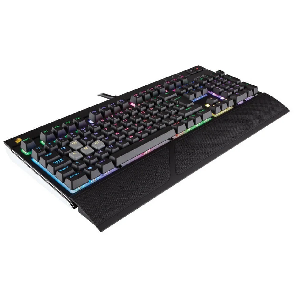 Corsair Gaming STRAFE RGB Cherry MX Red Performance Multi-Colour RGB Backlit Mechanical UK Gaming Keyboard Afbeelding 1