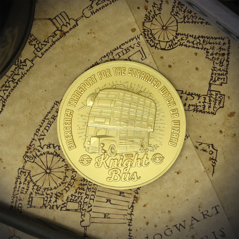 Harry Potter 24k Gold Plated Knight Bus Limited Edition Medallion - Zavvi Exclusive by DUST! Afbeelding 1
