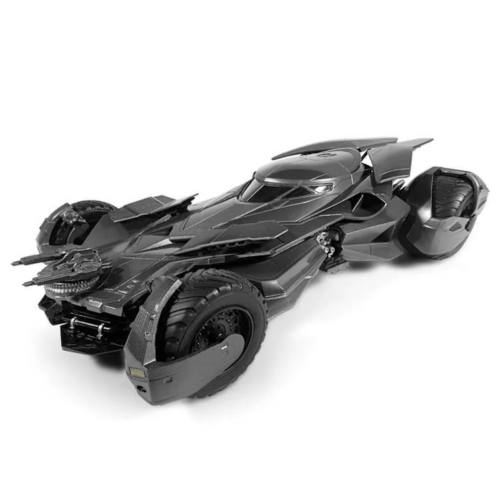 1:25 Batmobile - BvS The Dawn of Justice - Plastic Modelbouwkit Afbeelding 1