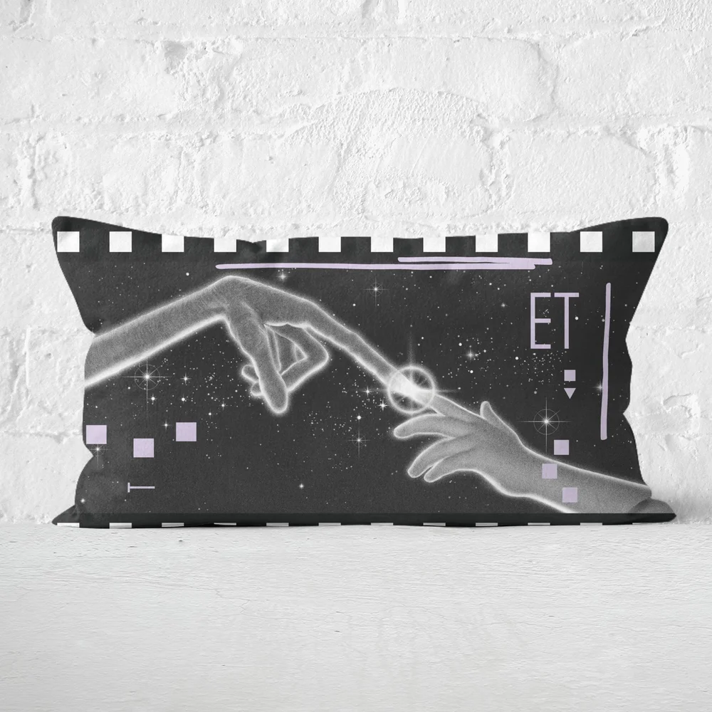 E.T. the Extra-Terrestrial Rectangular Cushion - 30x50cm - Soft Touch Afbeelding 1