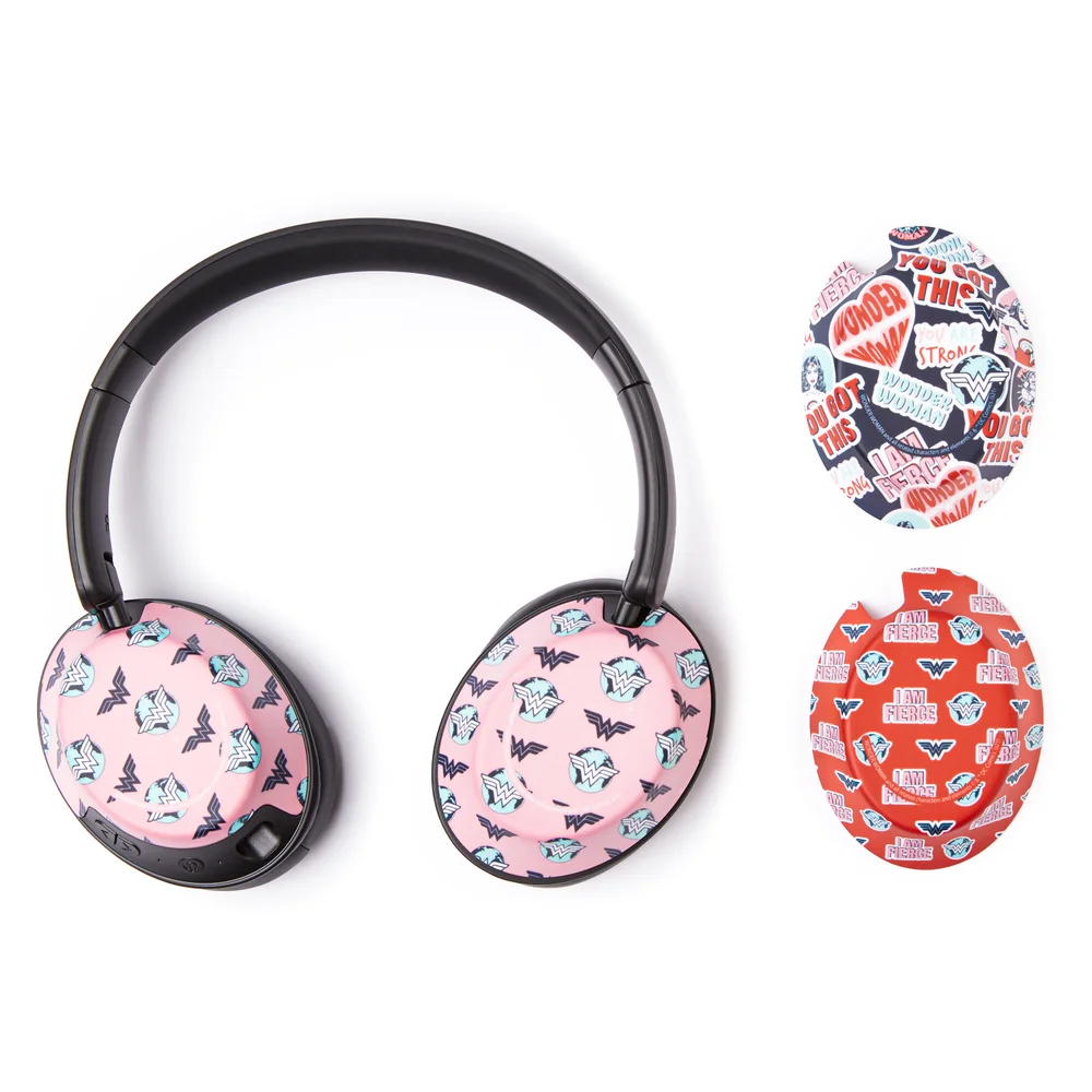 MOTH x Wonder Woman I Am Fierce Over-Ear Headphones & Caps Afbeelding 1