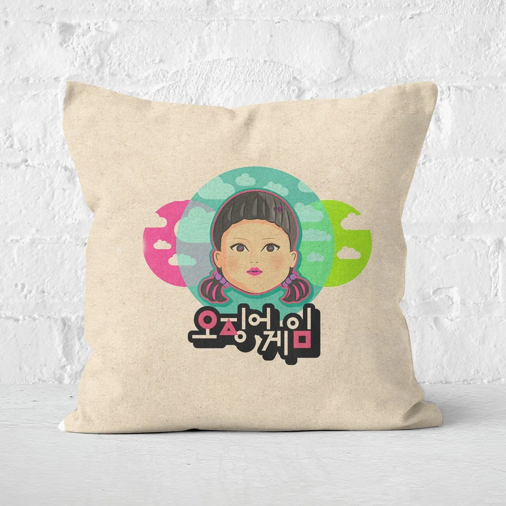 Squid Game Doll Glitch Square Cushion - 40x40cm - Soft Touch Afbeelding 1