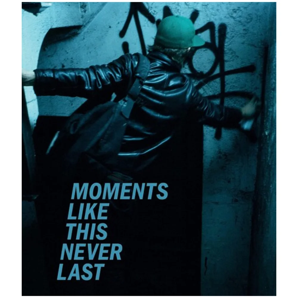 Moments Like This Never Last (US Import) Afbeelding 1