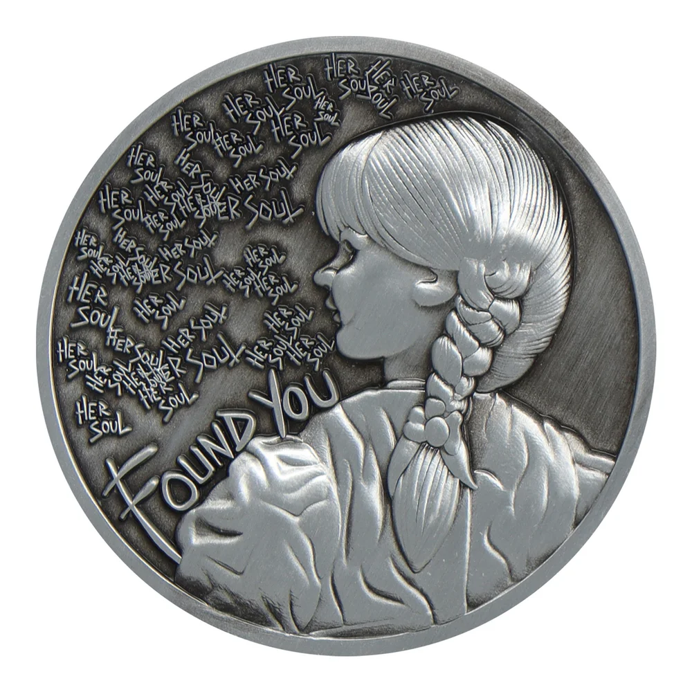 Dust! Annabelle Limited Edition Medallion Afbeelding 1