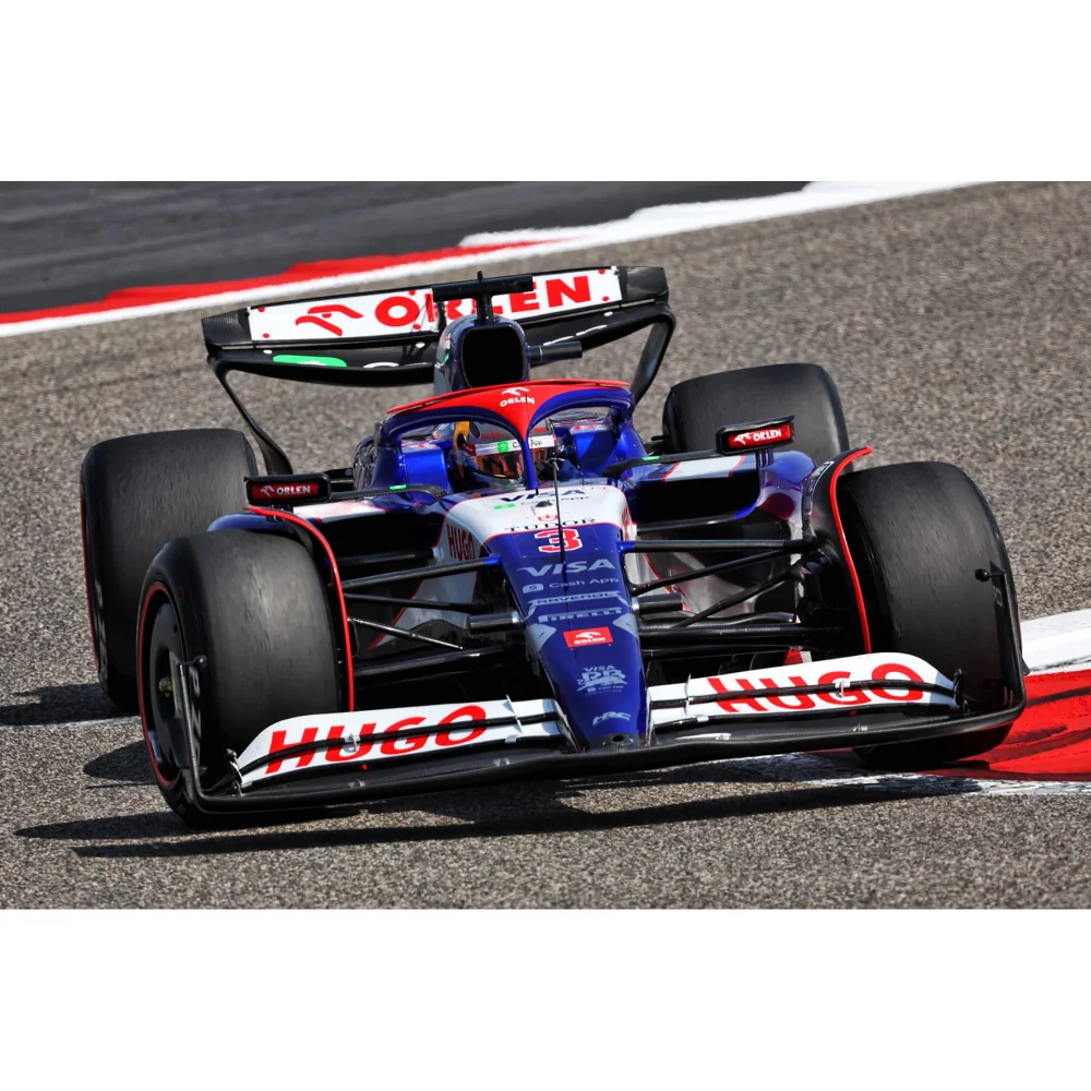 Minichamps 1:18 Visa Cash RB Formula One Team VCARB 01 Daniel Ricciardo 2024 Afbeelding 1