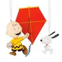 Hallmark Figural Peanuts Charlie & Snoopy Tree Ornament - undefined undefined