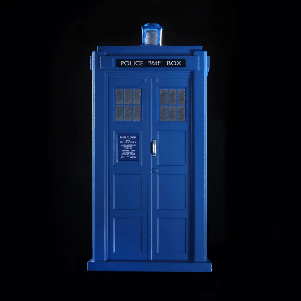 Doctor Who The Third Doctor's TARDIS Seasons 7-13 1:21 Scale Polyresin Model (12.9cm) Afbeelding 1