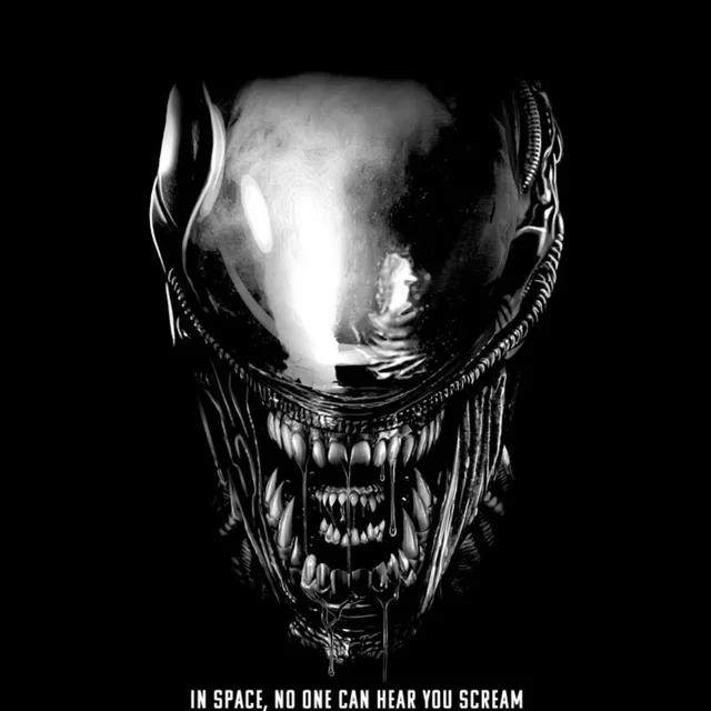 Alien Close Up Unisex T-Shirt - Black