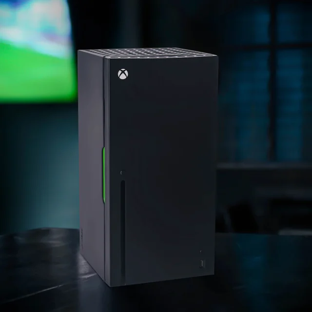 Xbox Series X Replica Mini Fridge Thermoelectric Cooler (10L Capacity)