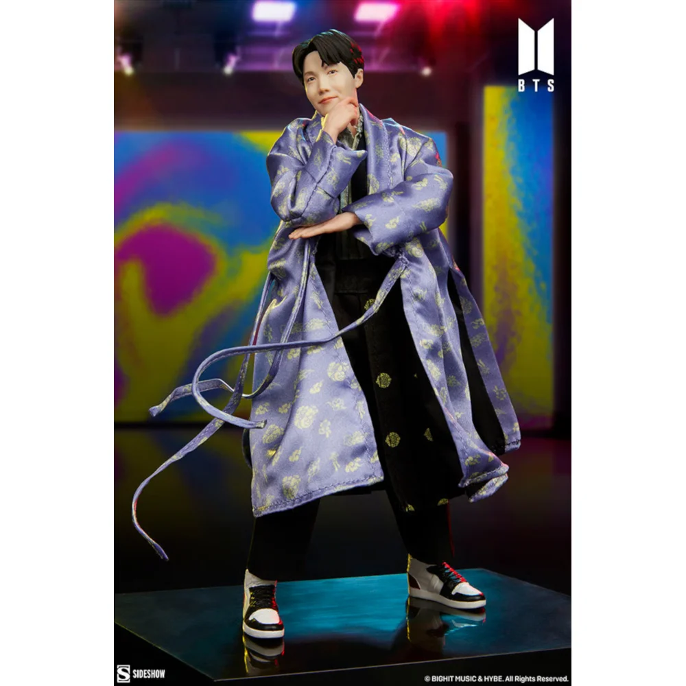 Sideshow Collectibles J-Hope BTS Deluxe Collectible Statue (24cm) Afbeelding 1