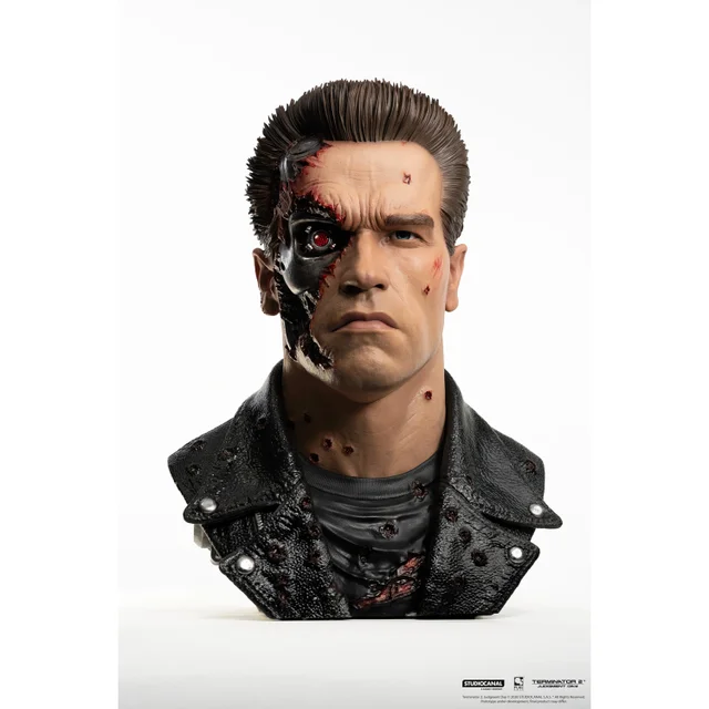 PureArts T-800 Model 101 Battle Damaged 1/1 Scale Art Mask